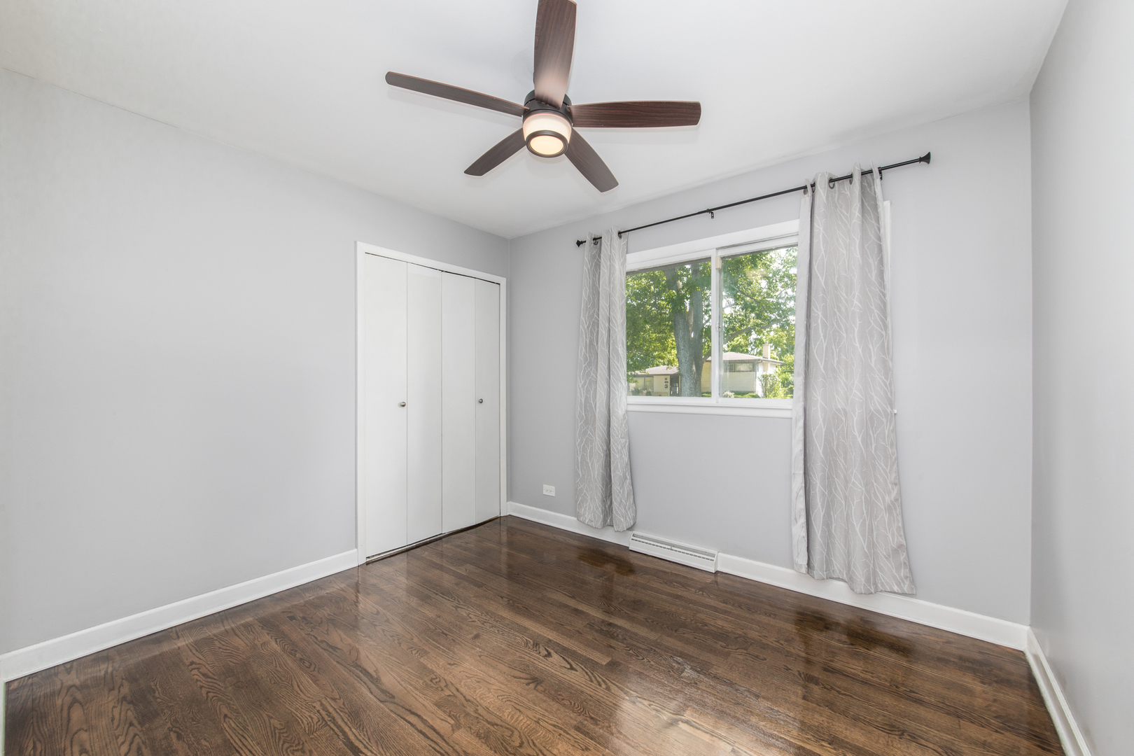704 N Wilshire Drive Property Photo 13