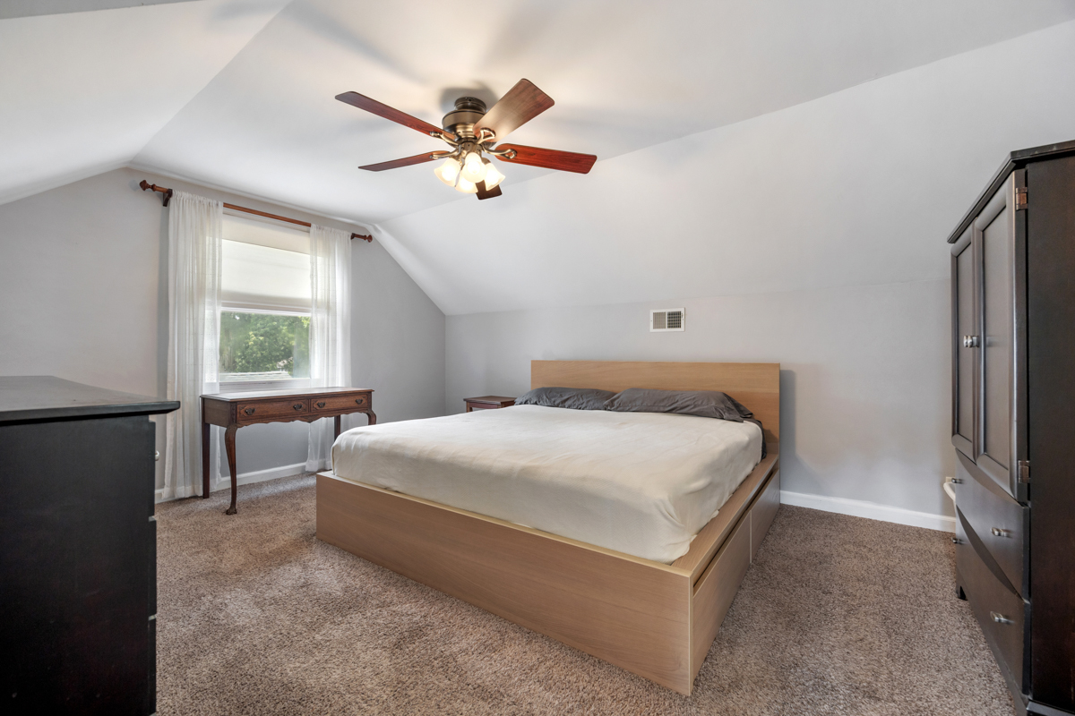 33 Woodbine Drive Property Photo 5