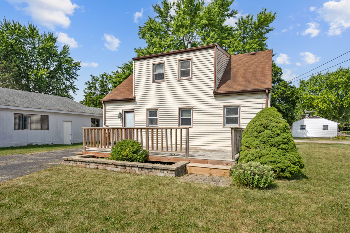 33 Woodbine Drive Property Photo 6
