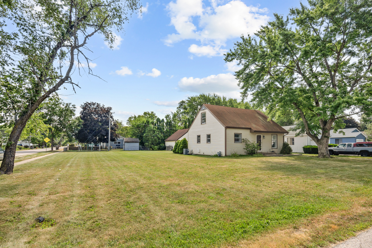 33 Woodbine Drive Property Photo 16