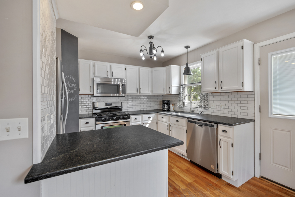 33 Woodbine Drive Property Photo 17