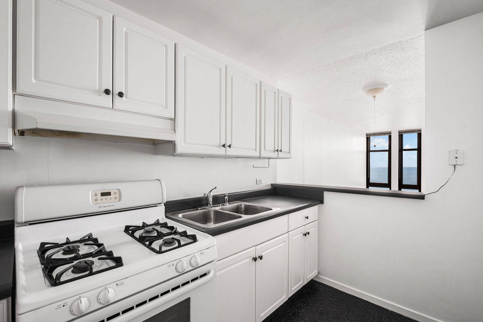 6700 S South Shore Drive 24k Property Photo 12