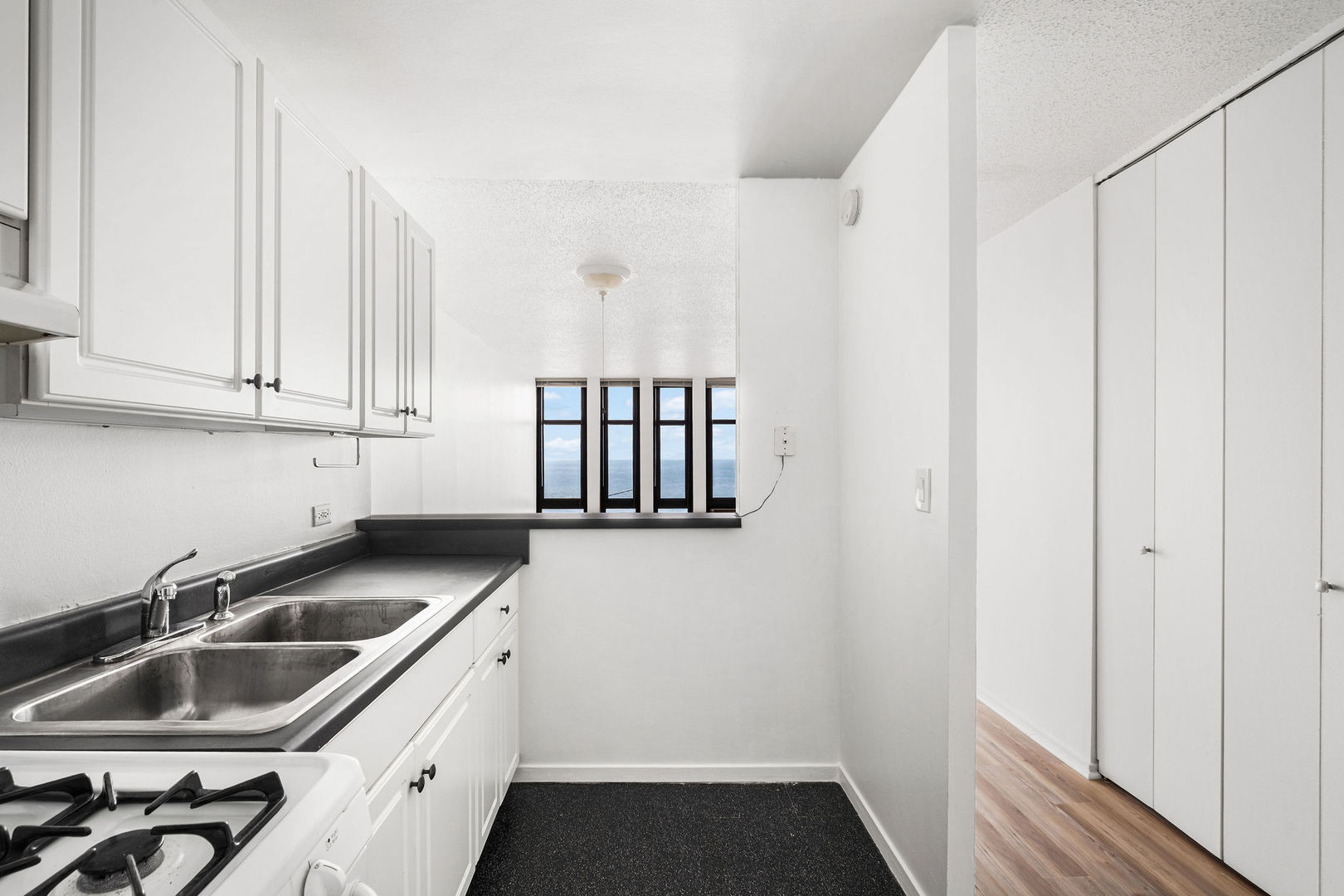 6700 S South Shore Drive 24k Property Photo 13