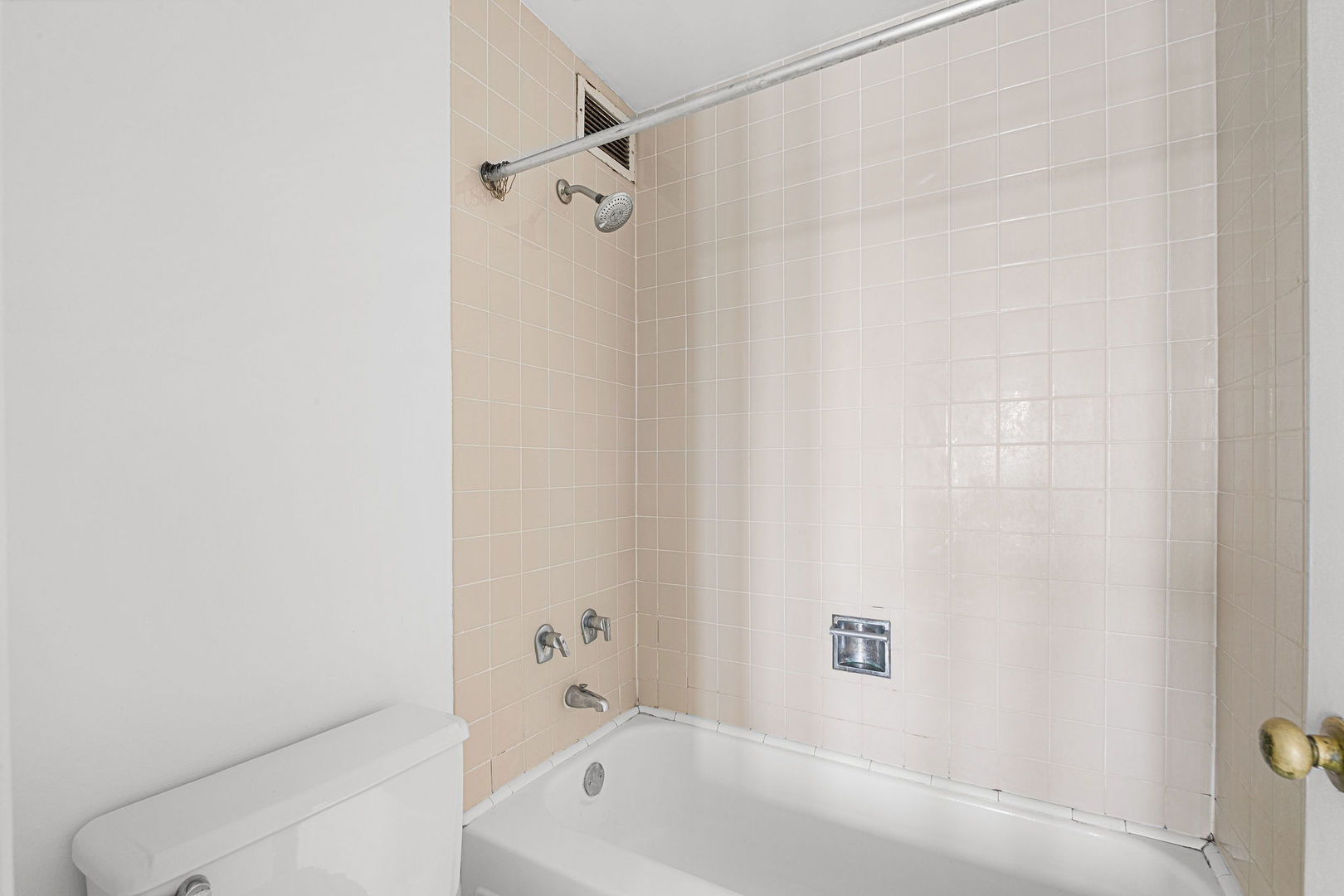 6700 S South Shore Drive 24k Property Photo 15