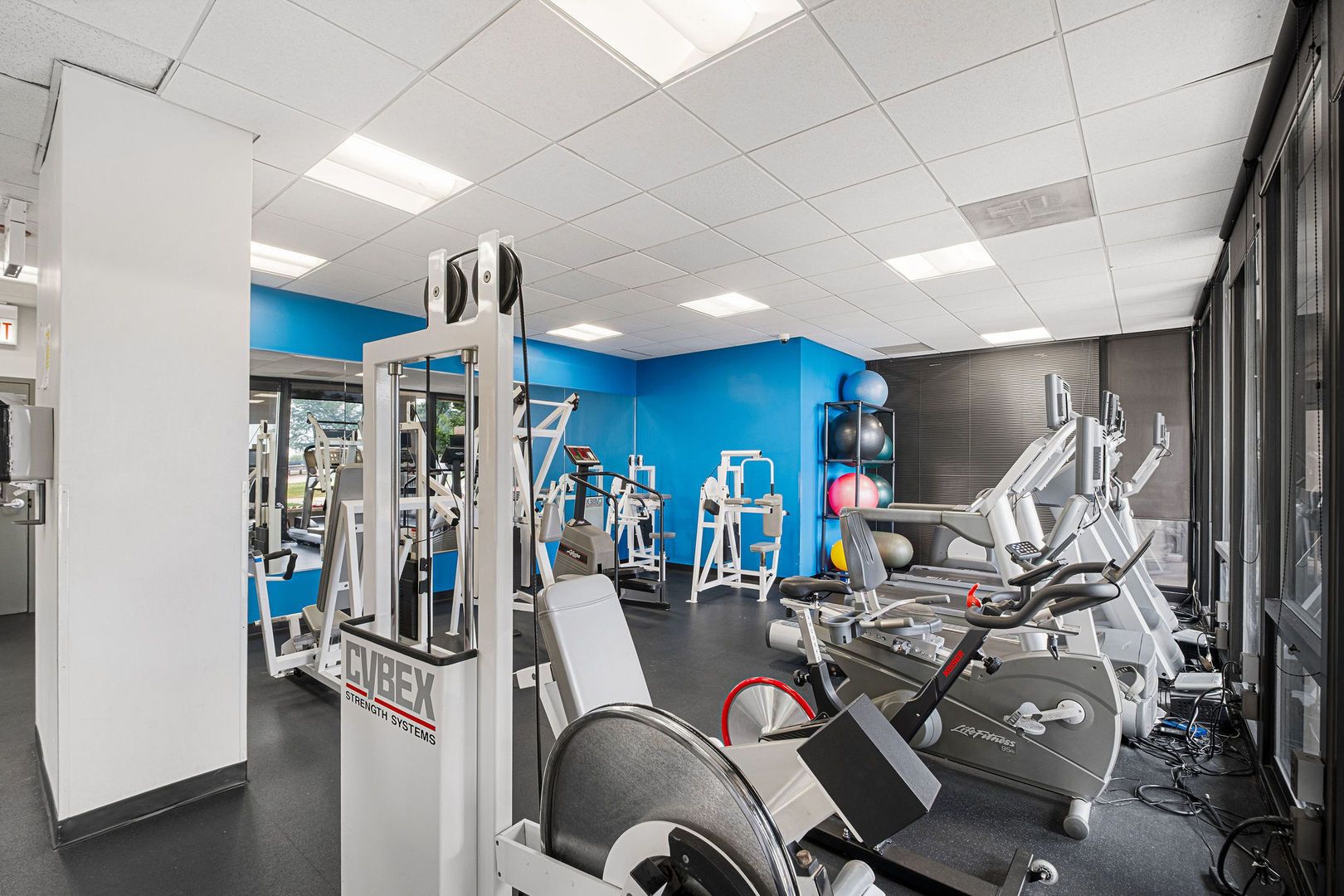 6700 S South Shore Drive 24k Property Photo 18