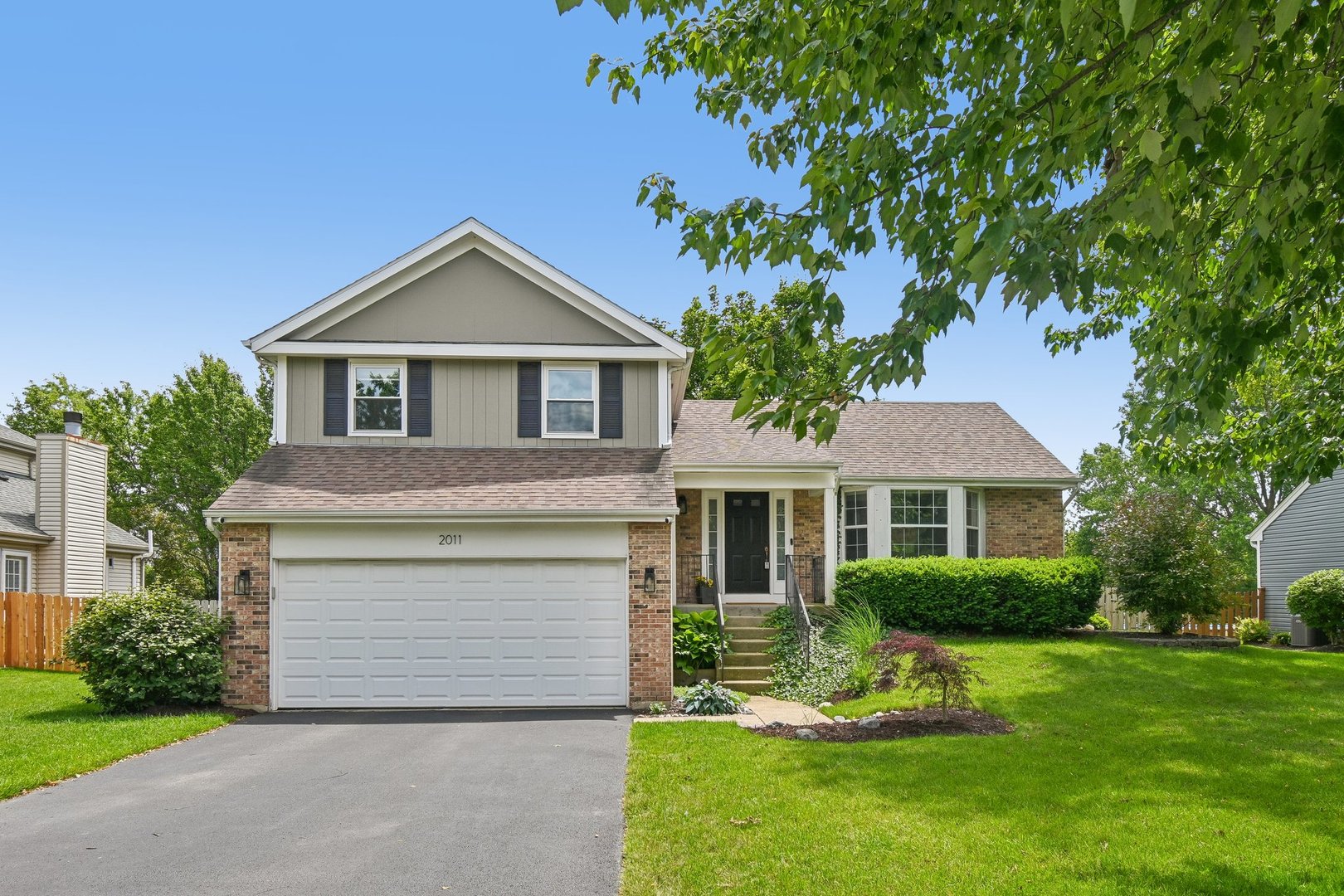 2011 Glenmoor Drive Property Photo 1