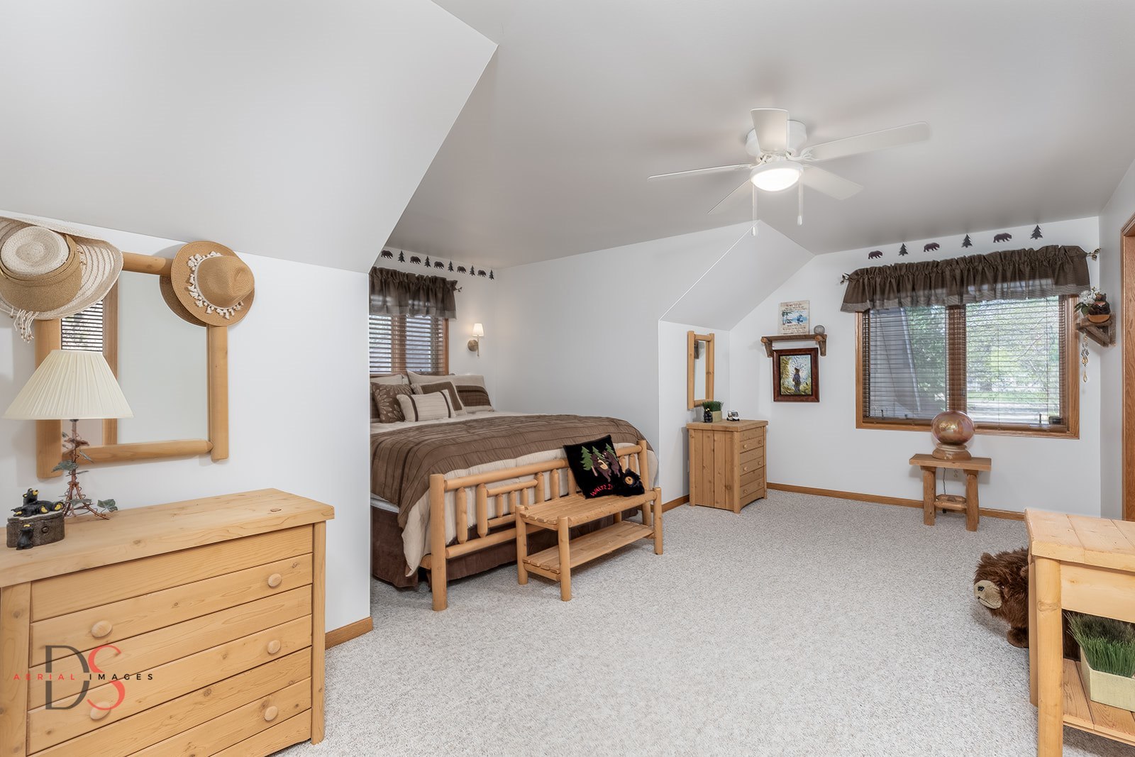 1419 Shoreline Drive Property Photo 14