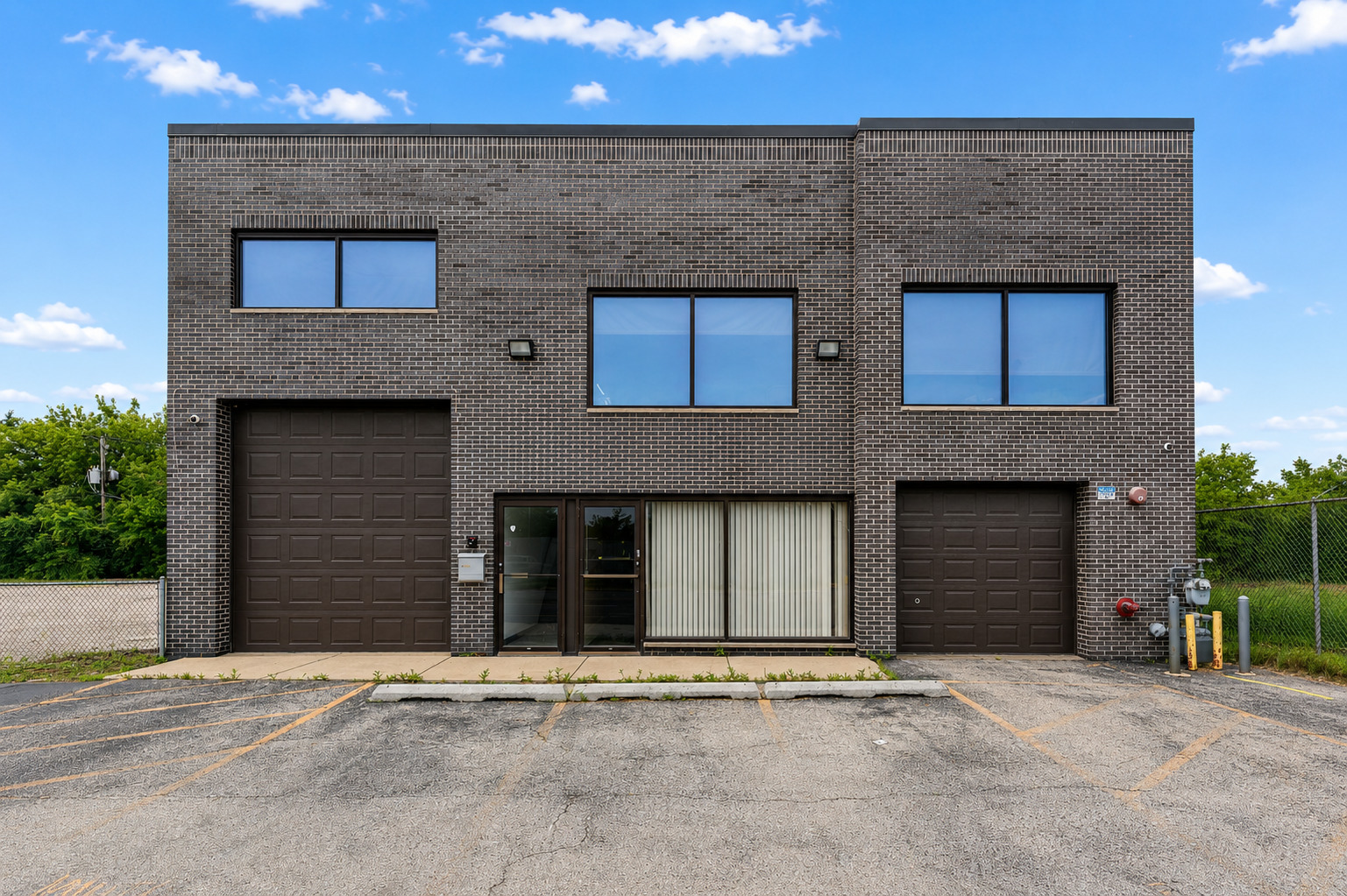 1765 Busse Highway Property Photo 1