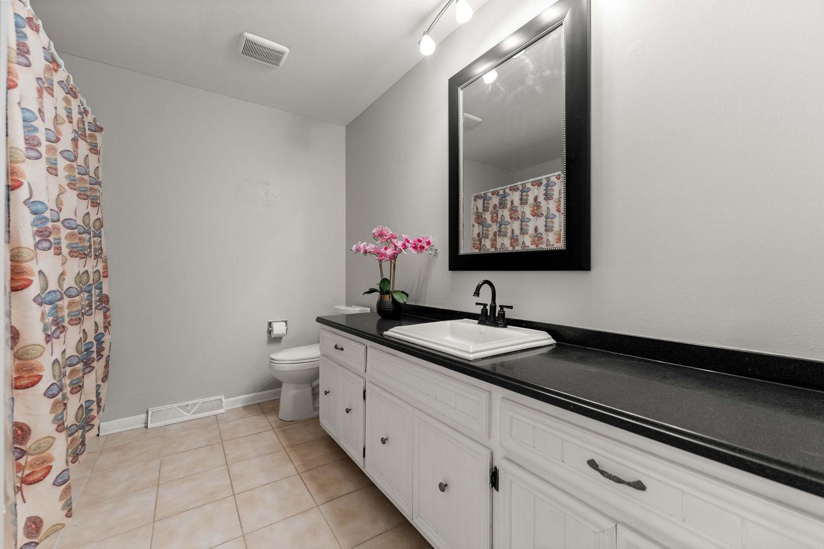 2613 Midland Drive Property Photo 28