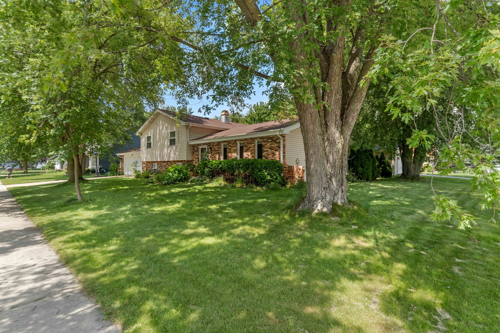 2613 Midland Drive Property Photo 32