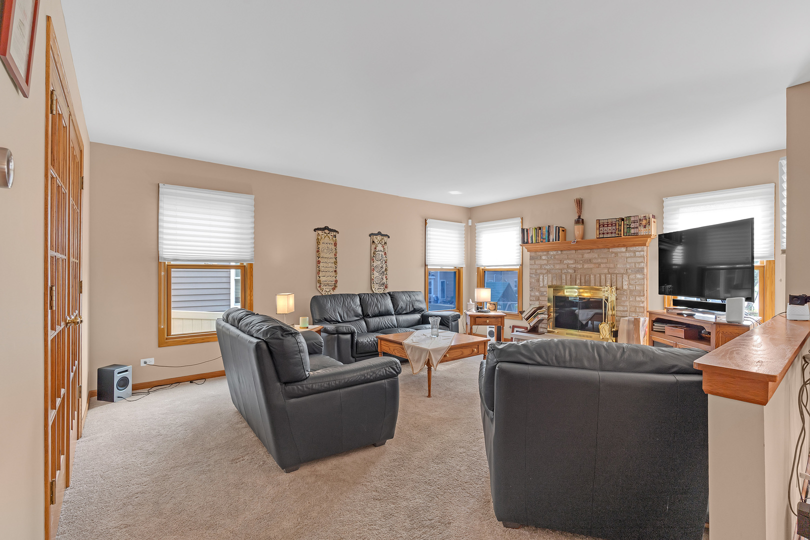 265 Biscayne Street Property Photo 4