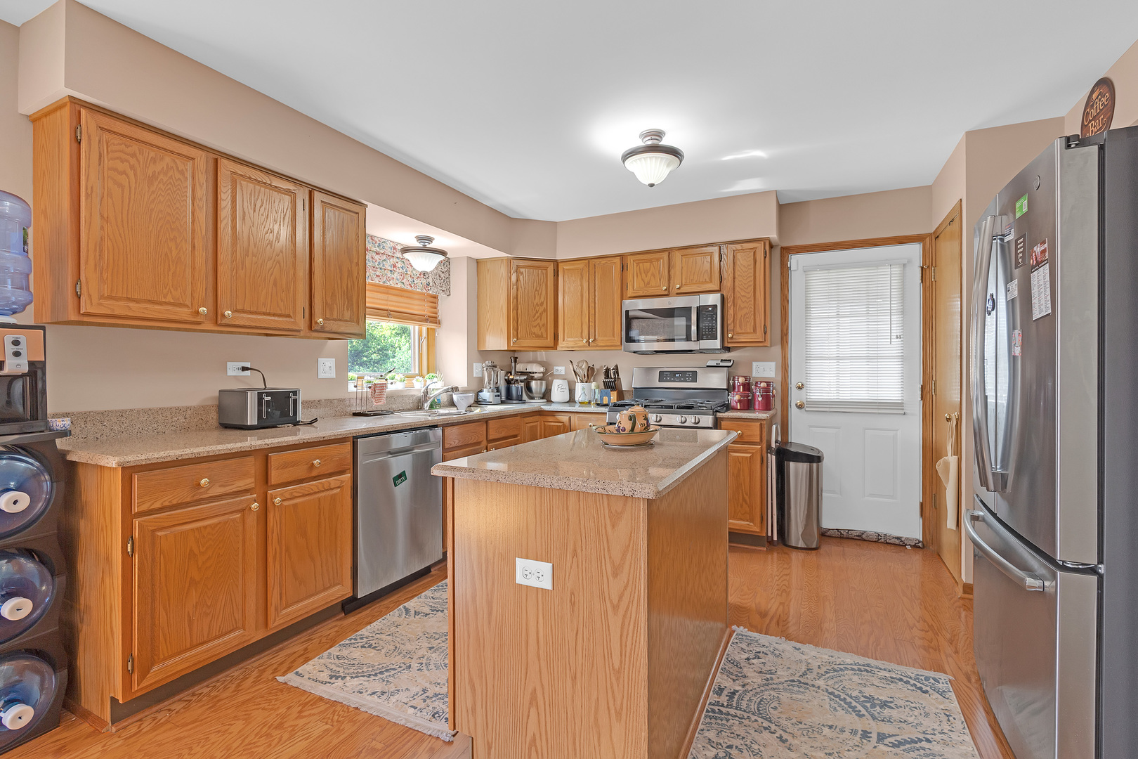 265 Biscayne Street Property Photo 7