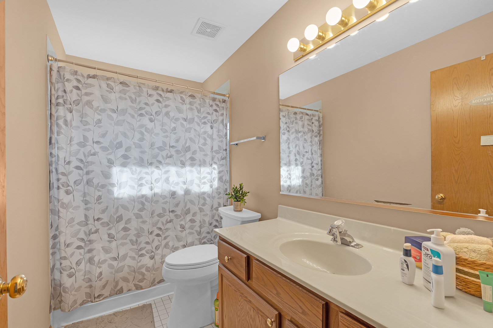 265 Biscayne Street Property Photo 17