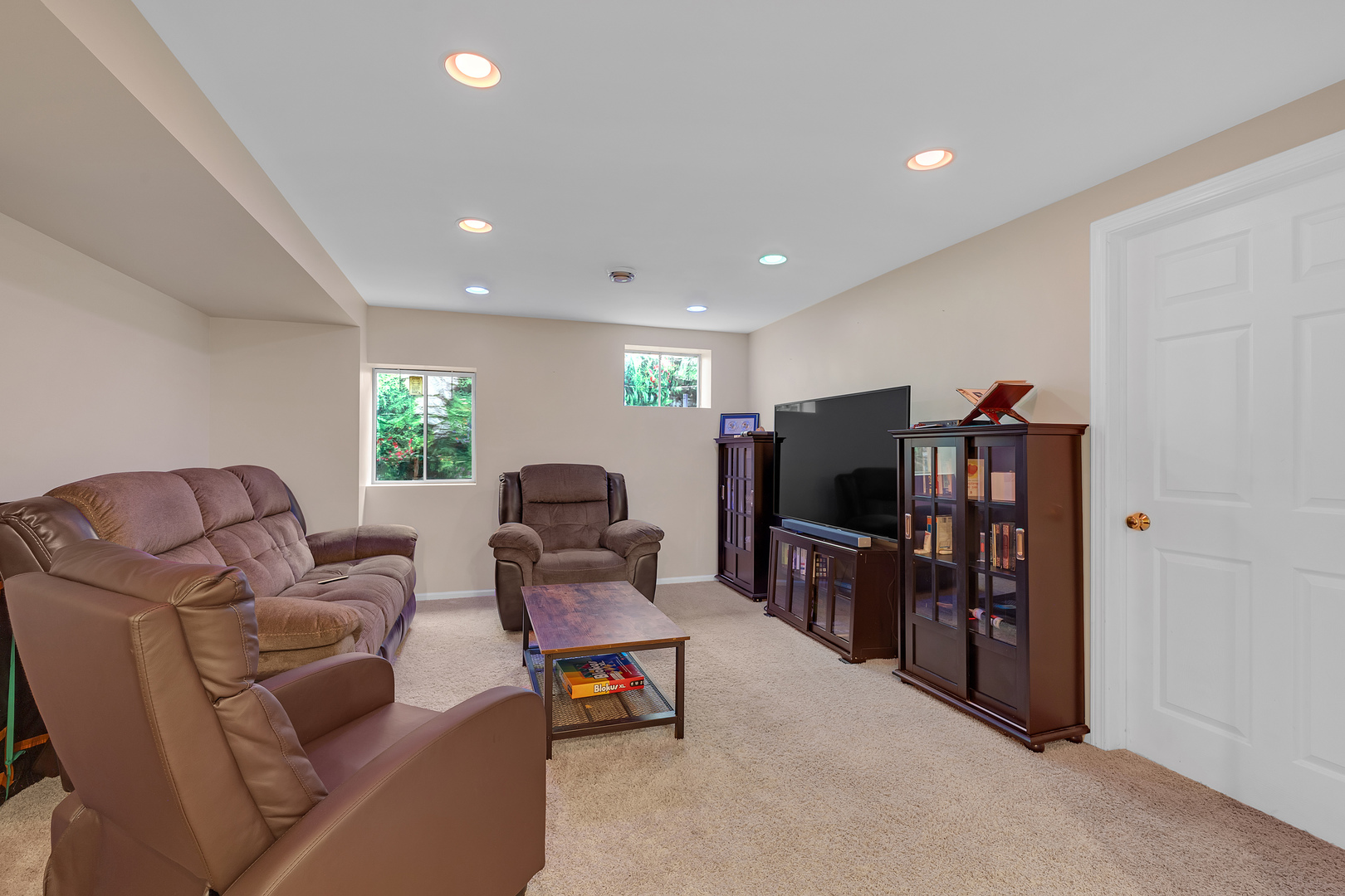 265 Biscayne Street Property Photo 21