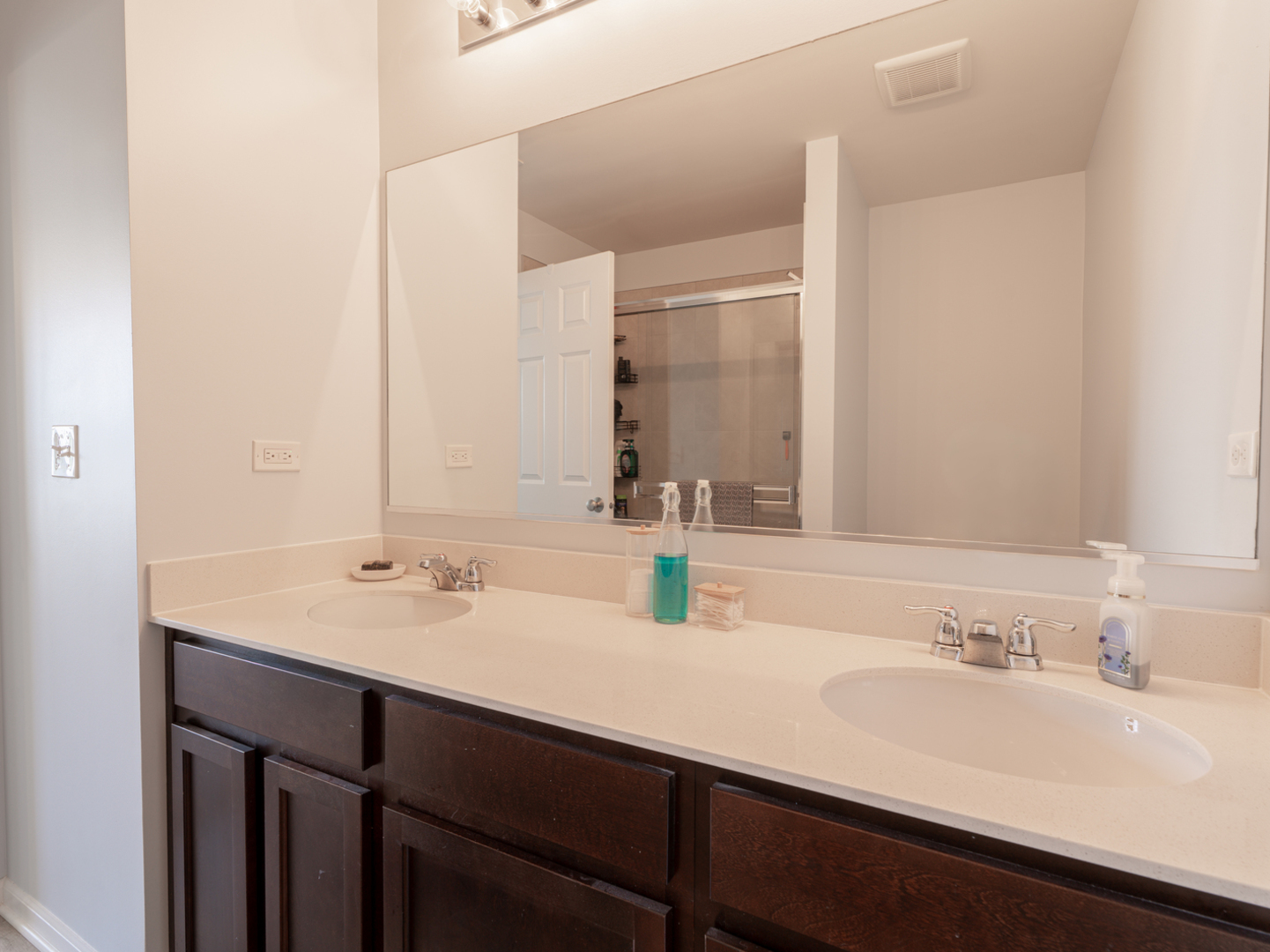 1004 Daniel Street Property Photo 16