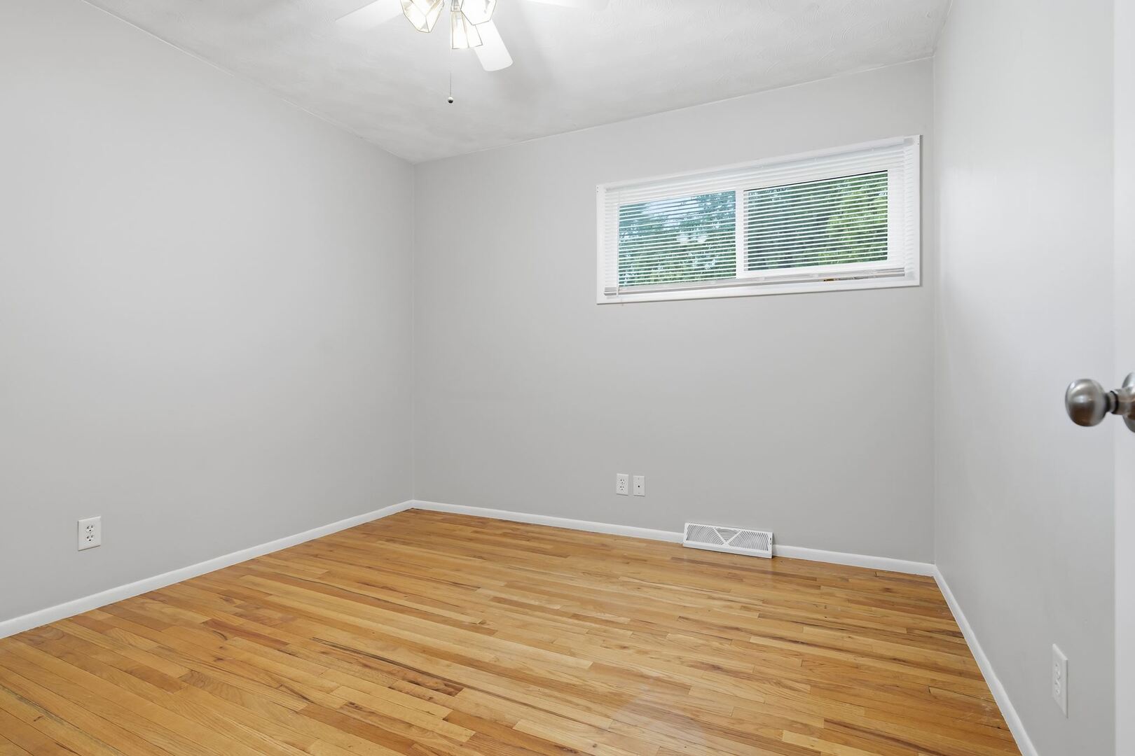 1215 Rutledge Road Property Photo 9