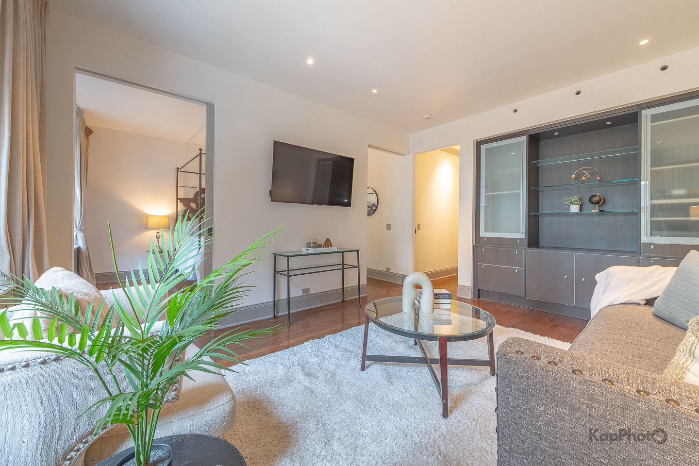 24 E Scott Street 2 Property Photo 14