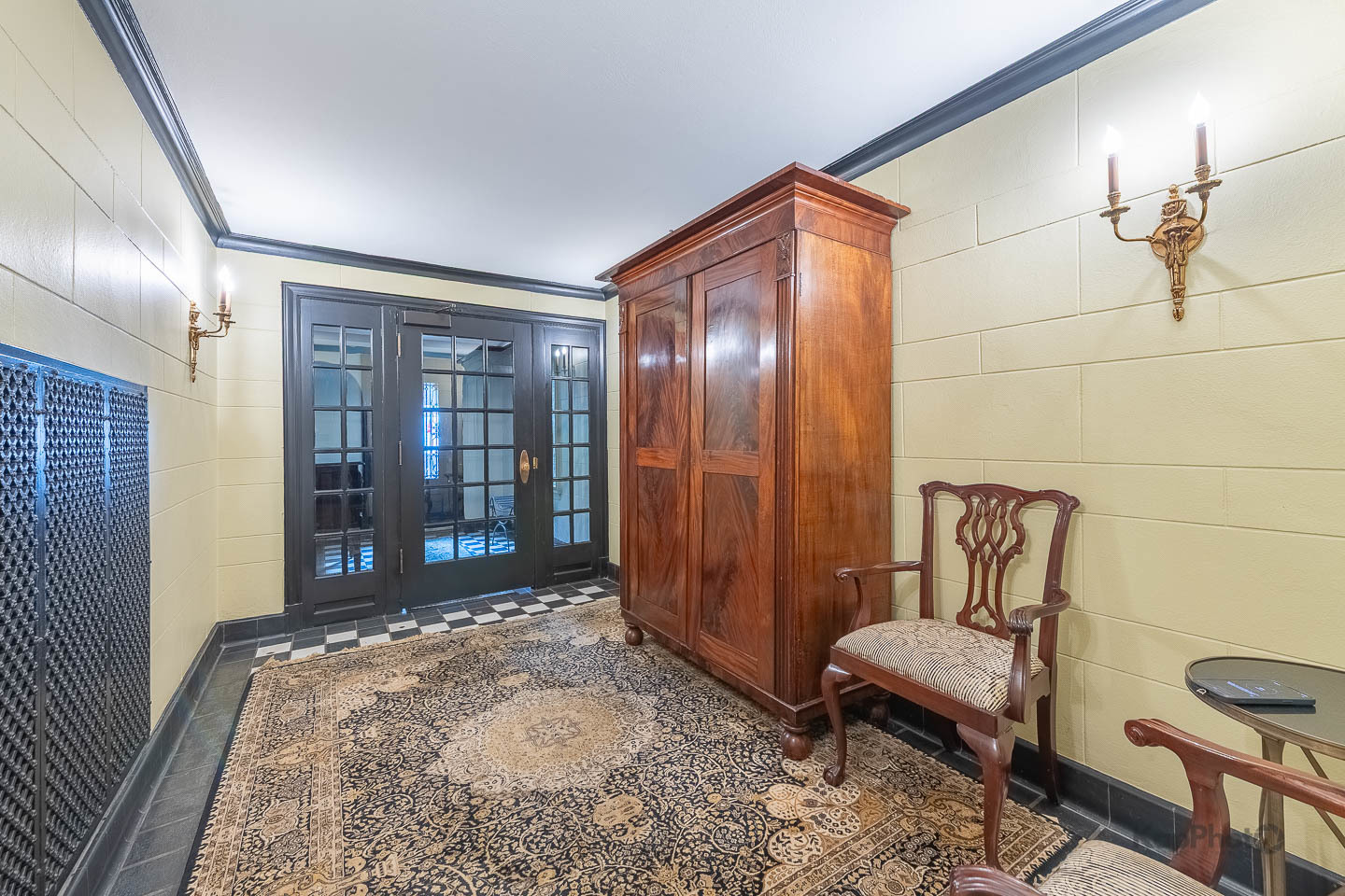24 E Scott Street 2 Property Photo 42