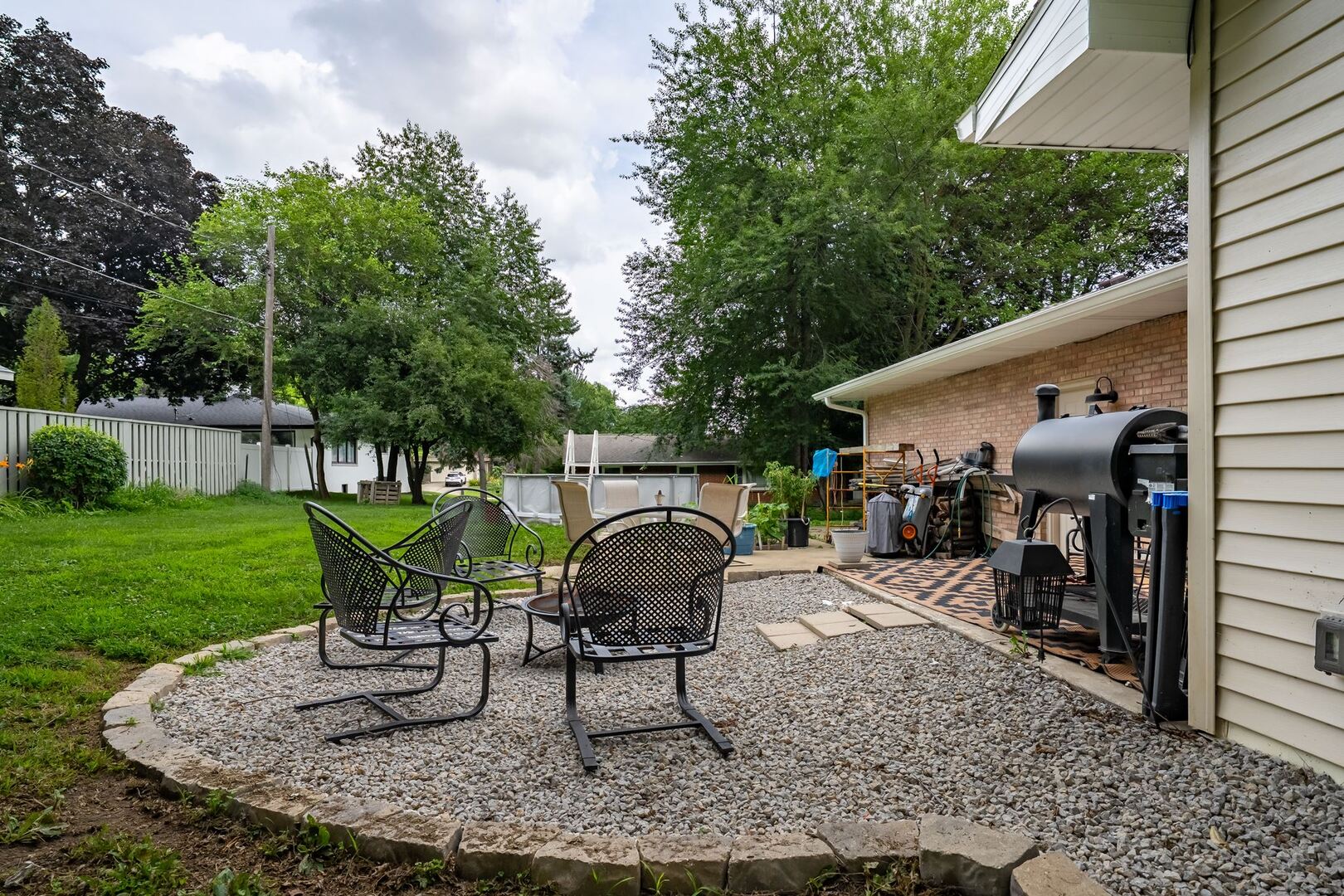 400 Jersey Avenue Property Photo 28
