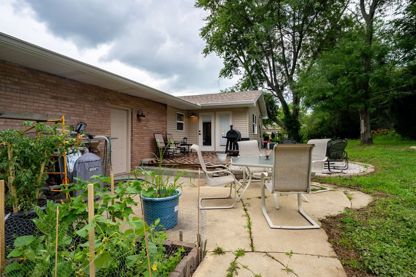 400 Jersey Avenue Property Photo 29