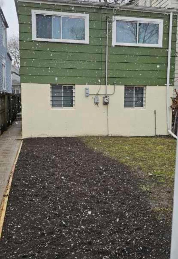 6542 S Carpenter Street Property Photo 22