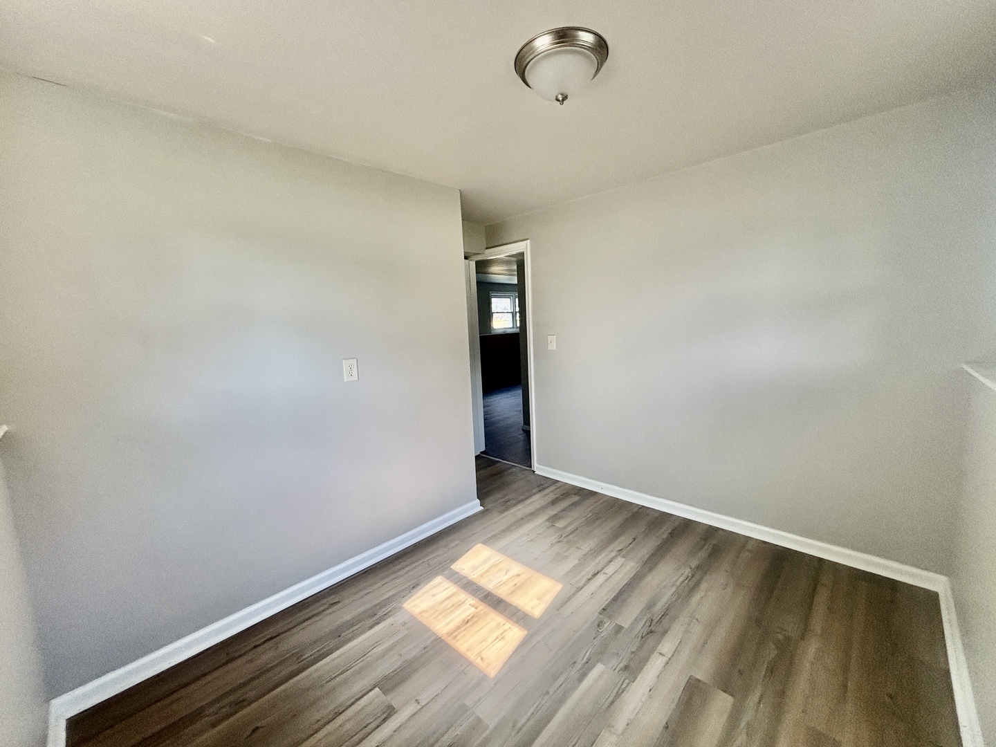 621 W 8th Street Property Photo 14