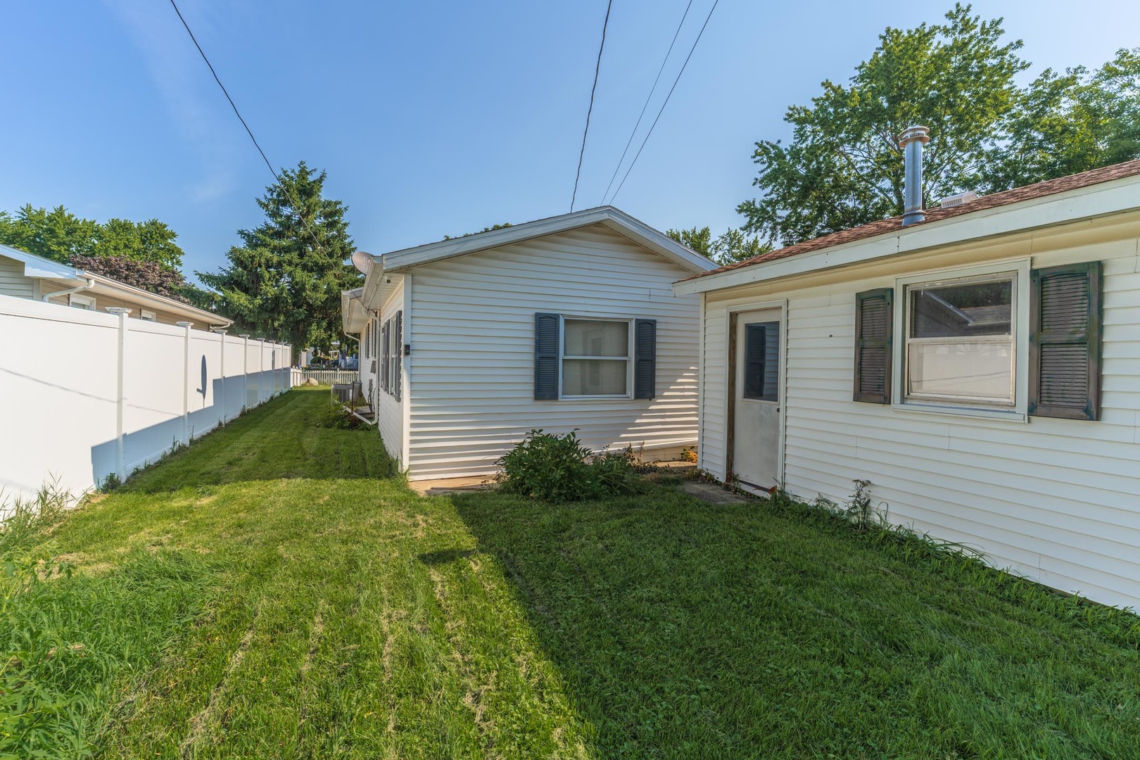 908 E Chestnut Street Property Photo 14
