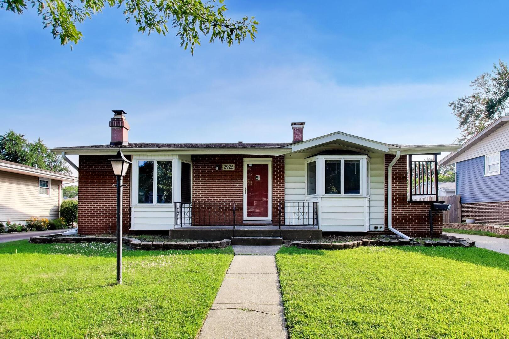 2925 E 188th Place Property Photo 1