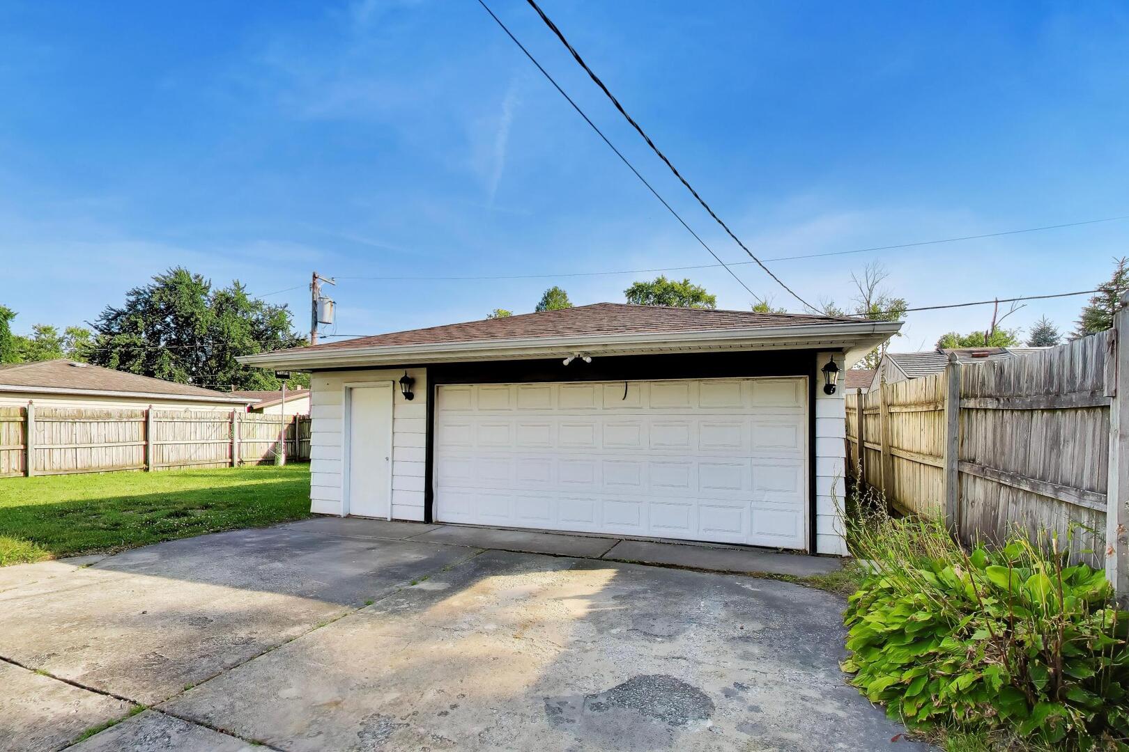 2925 E 188th Place Property Photo 42