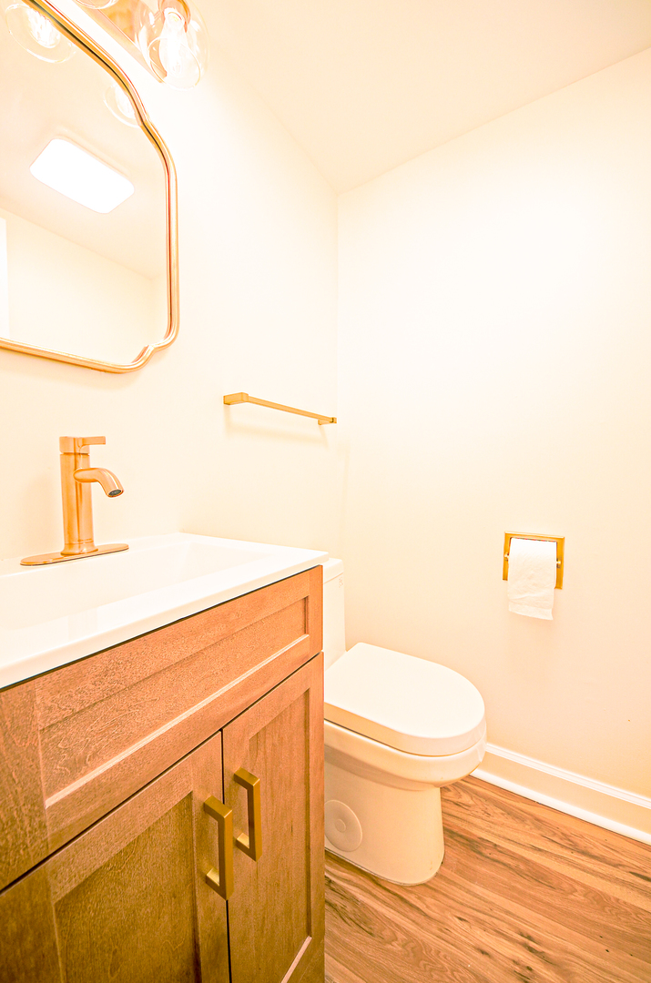 4092 Quincy Court Property Photo 6