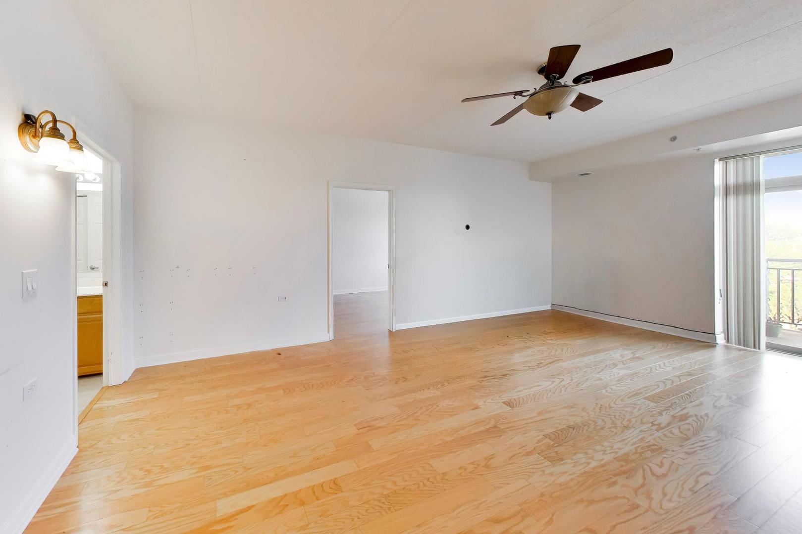 9355 Irving Park Road 307 Property Photo 6