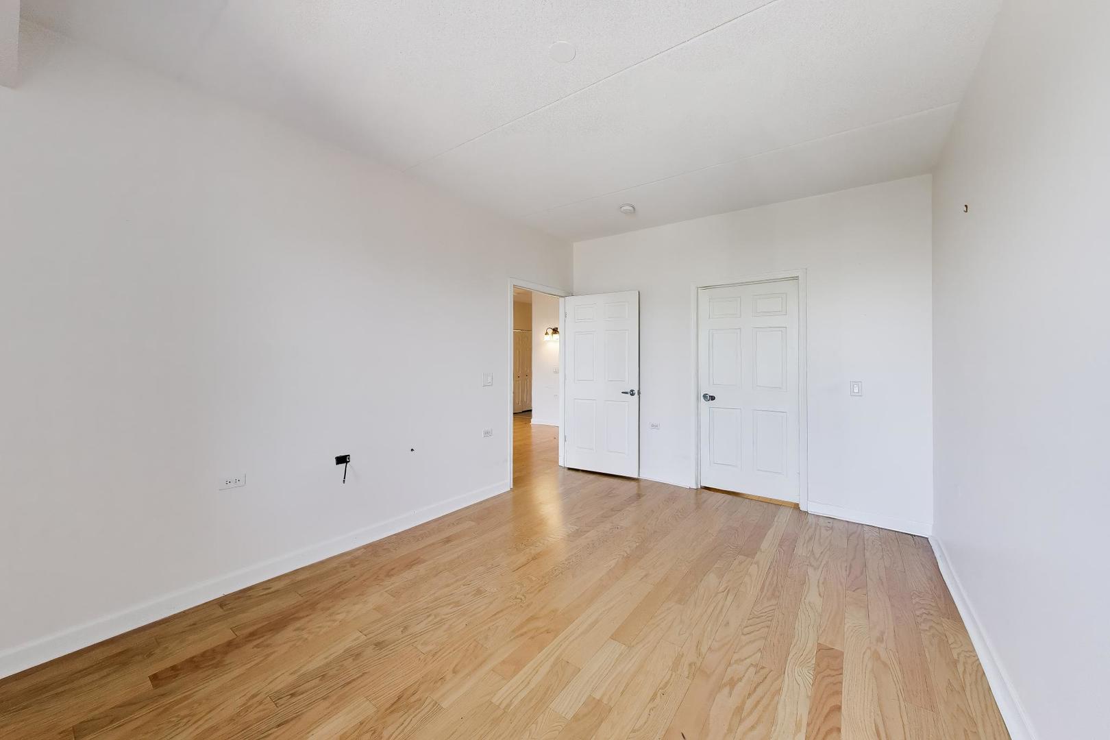 9355 Irving Park Road 307 Property Photo 11