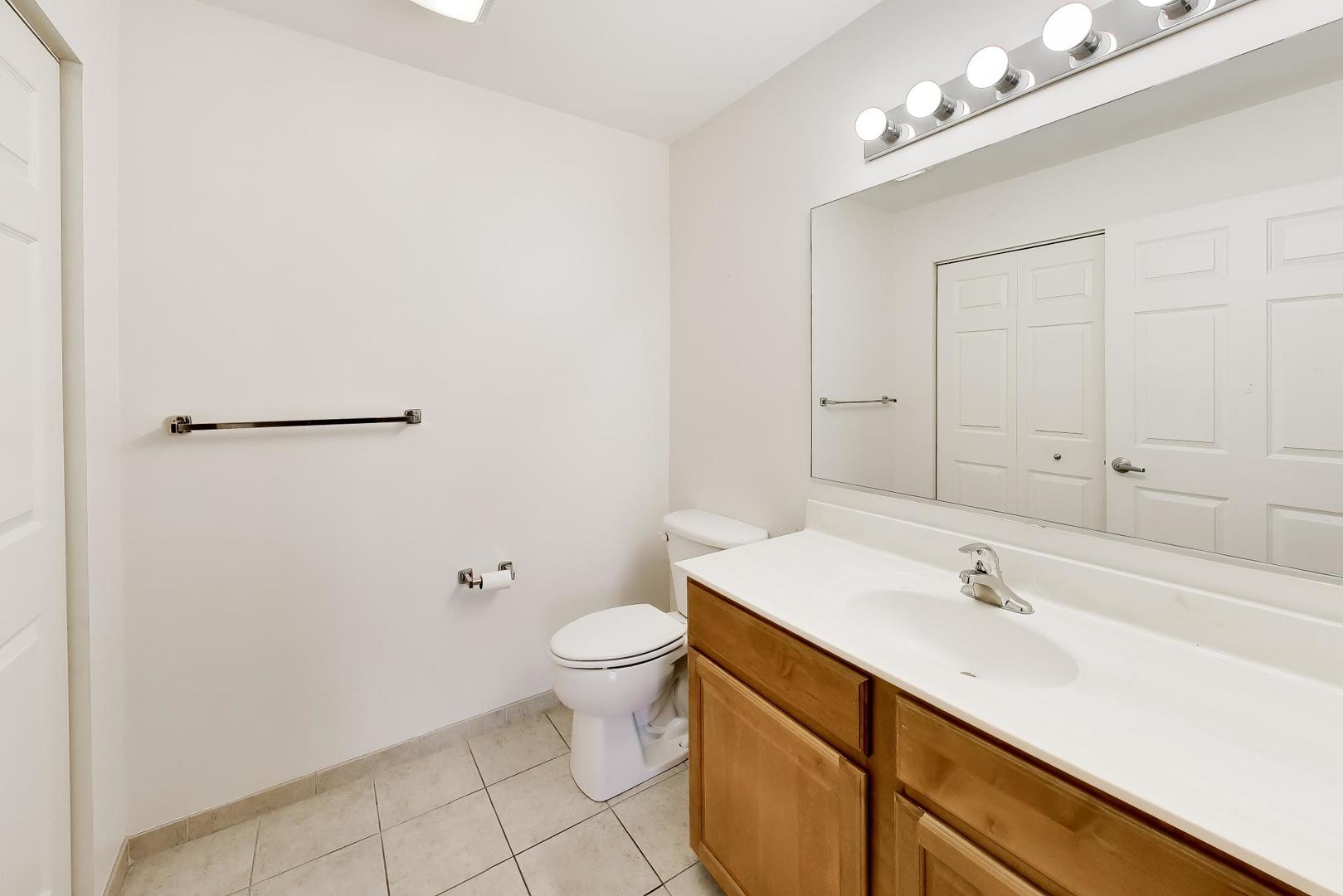 9355 Irving Park Road 307 Property Photo 16