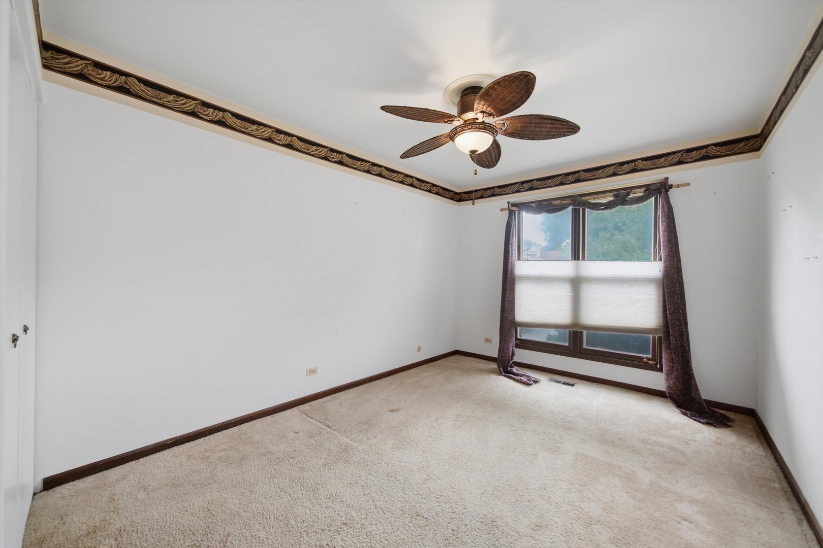 2924 Acorn Lane Property Photo 9