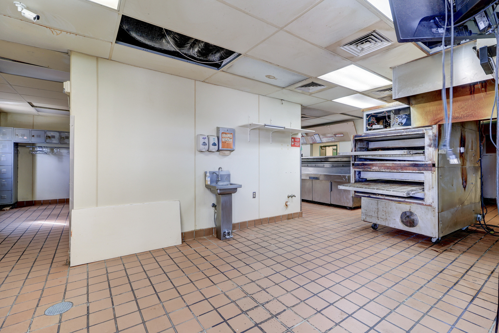 1740 S Galena Avenue Property Photo 31