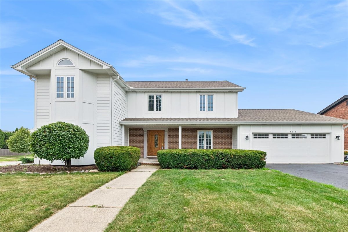 1858 Princeton Circle Property Photo 1