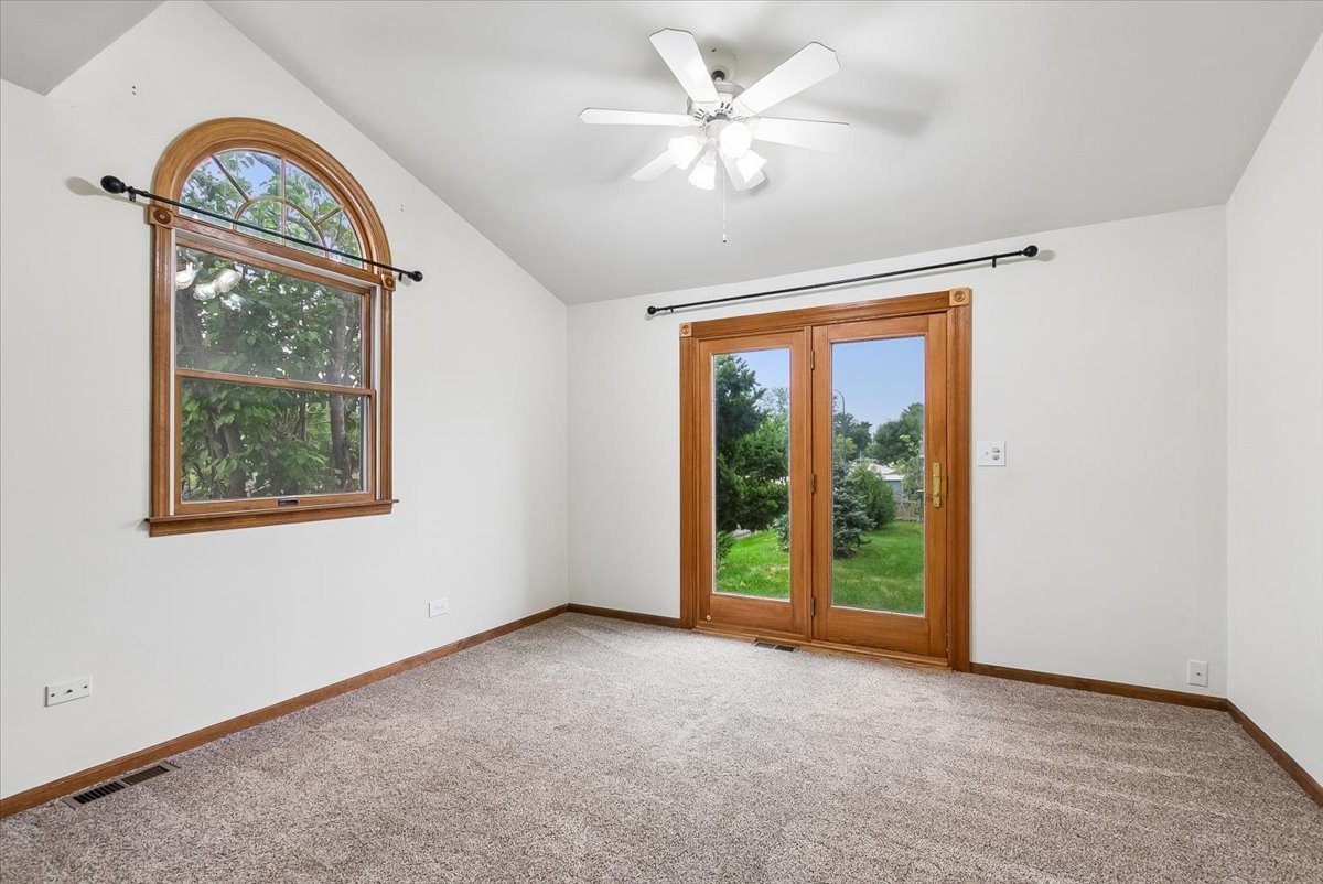 1858 Princeton Circle Property Photo 9