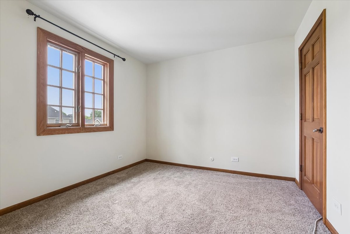 1858 Princeton Circle Property Photo 11
