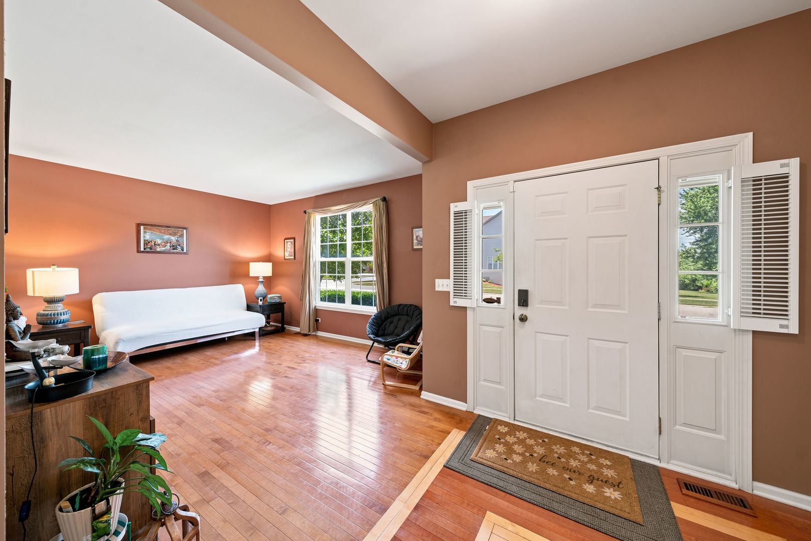 37061 N Bonnie Brae Road Property Photo 3