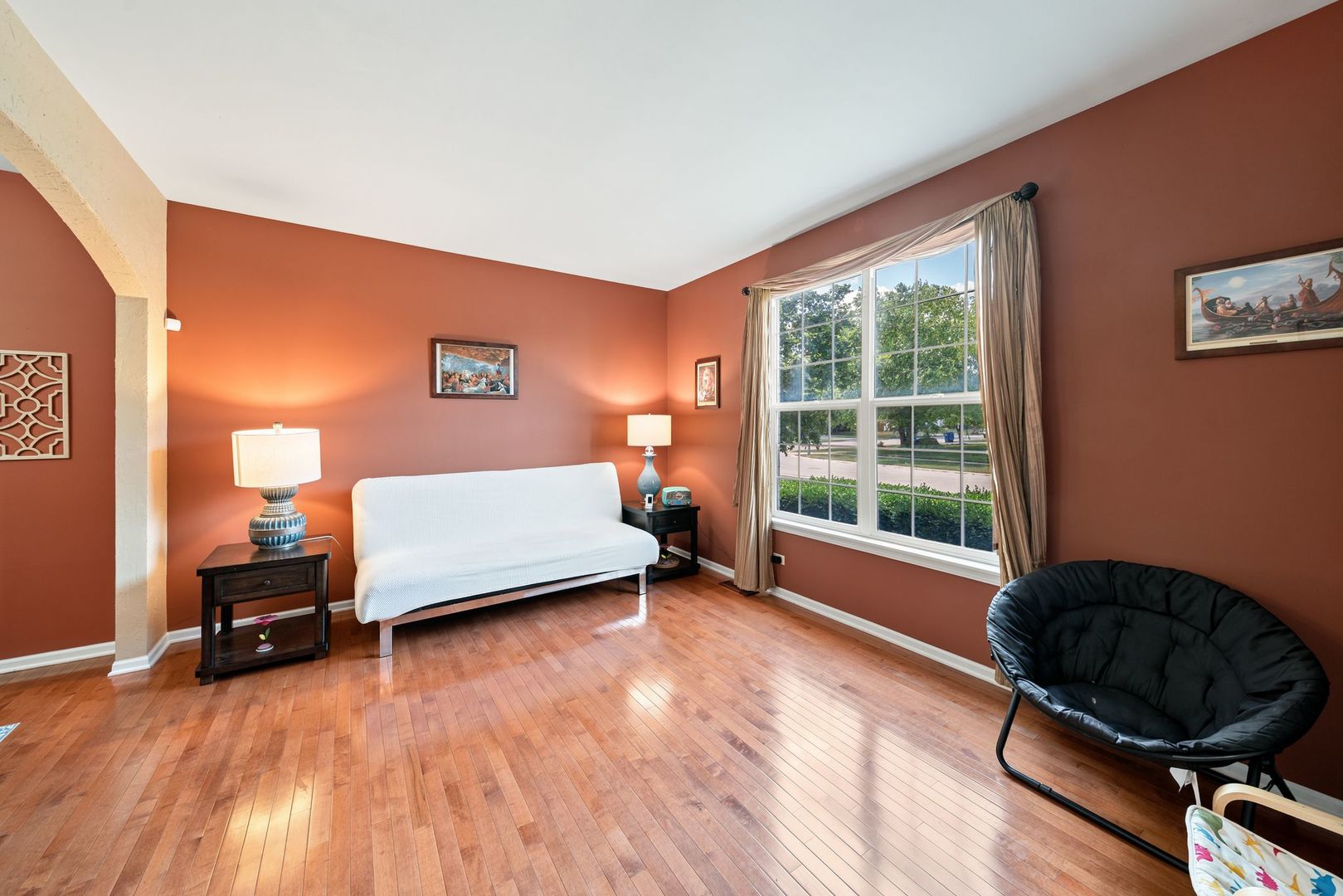 37061 N Bonnie Brae Road Property Photo 5