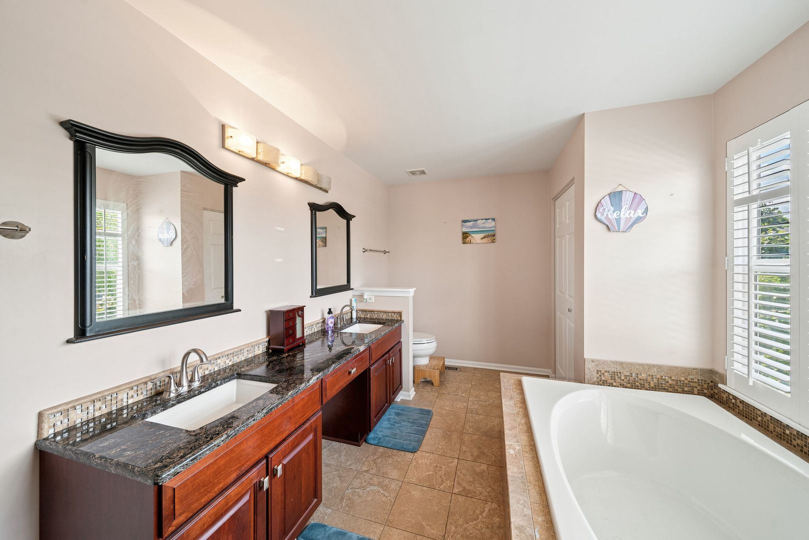 37061 N Bonnie Brae Road Property Photo 21