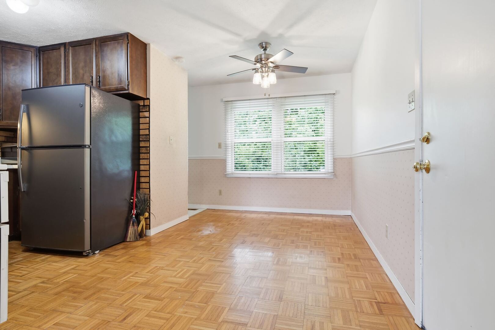 7 Cedar Court Property Photo 8