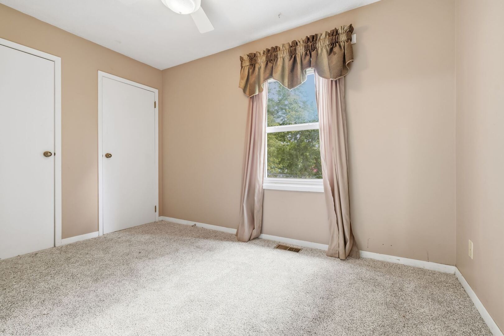 7 Cedar Court Property Photo 16