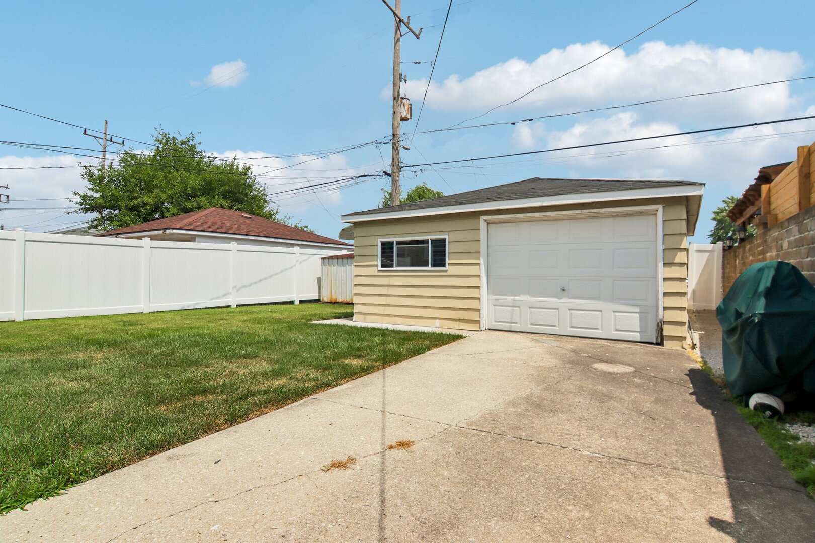 8525 S Keeler Avenue Property Photo 21