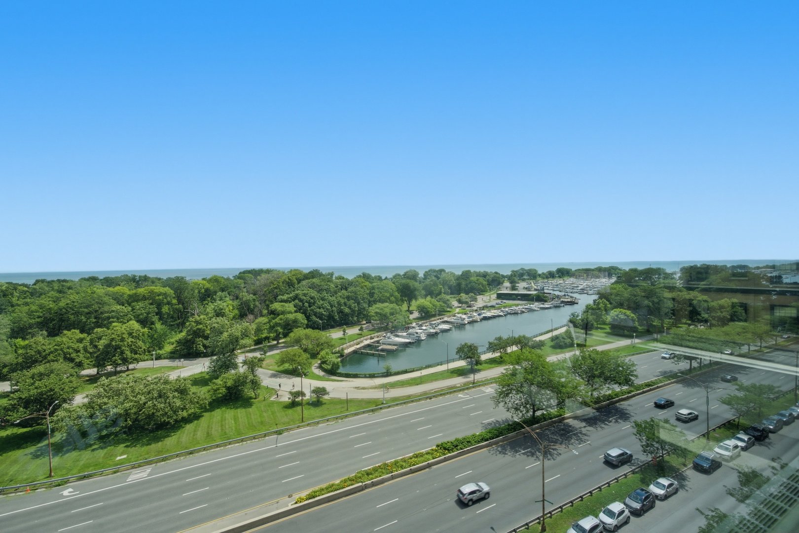 3550 N Lake Shore Drive 1102 Property Photo 22