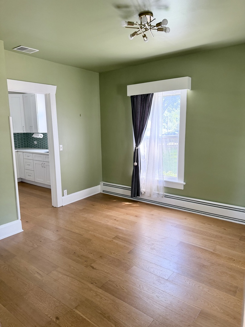 124 E Sunnyside Avenue Property Photo 5