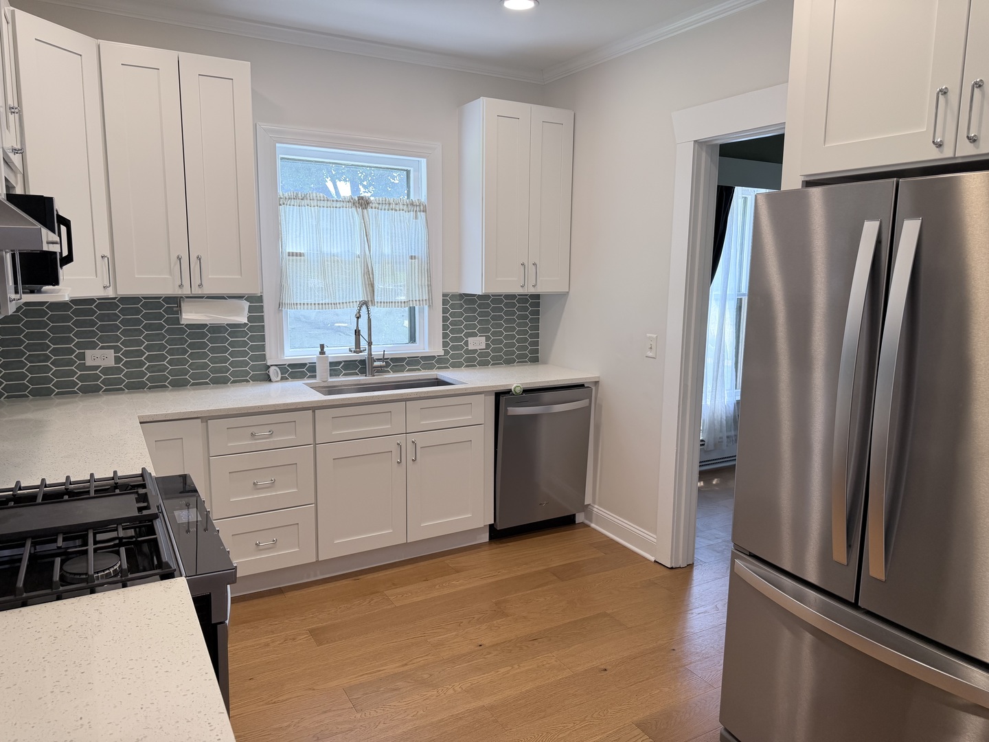 124 E Sunnyside Avenue Property Photo 9
