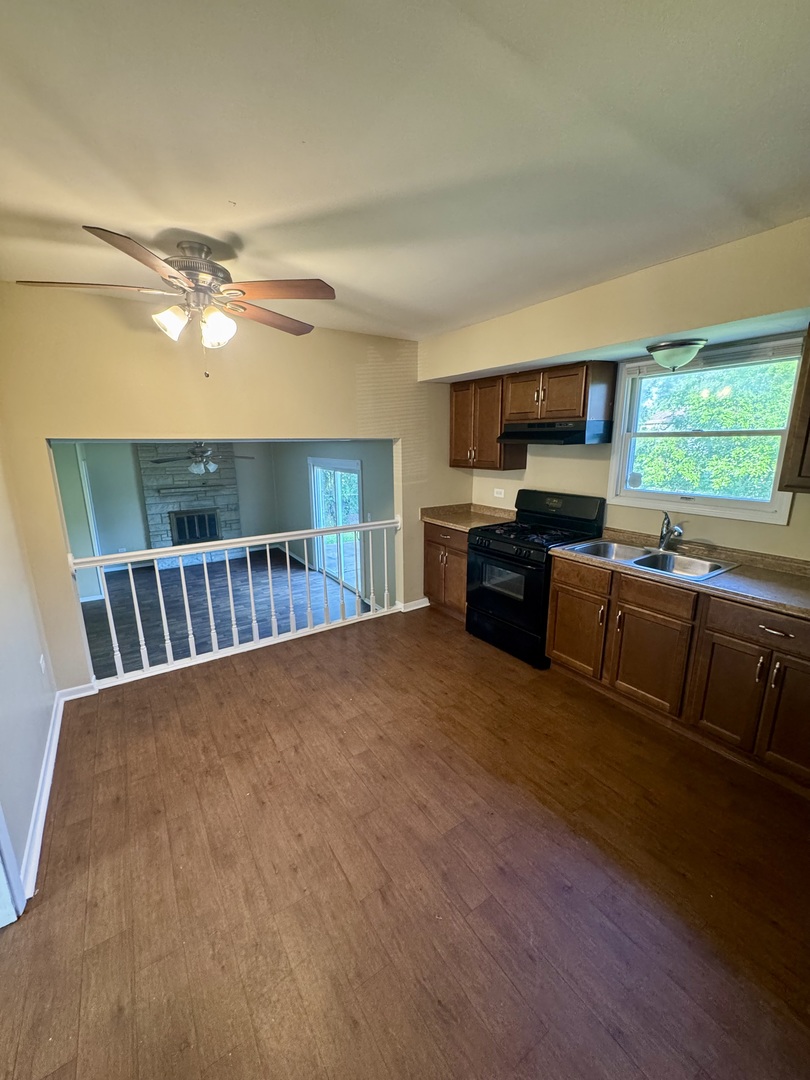22421 Arquilla Drive Property Photo 6