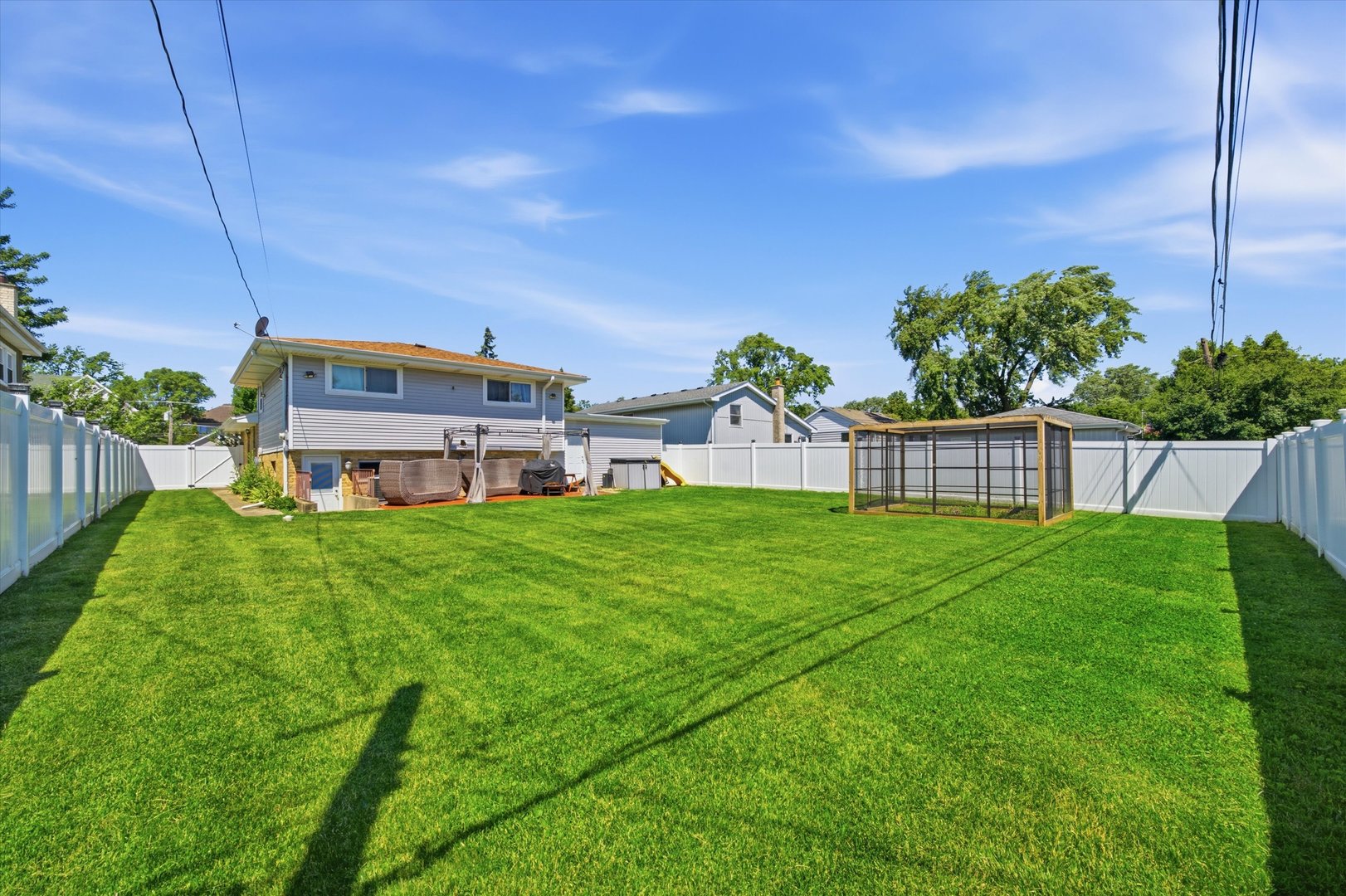 607 N Van Auken Street Property Photo 35