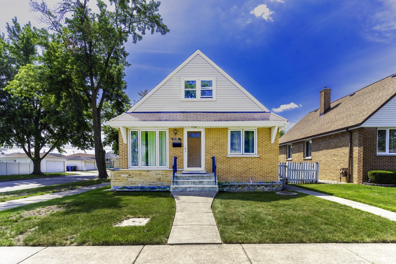 6158 S Normandy Avenue Property Photo 1